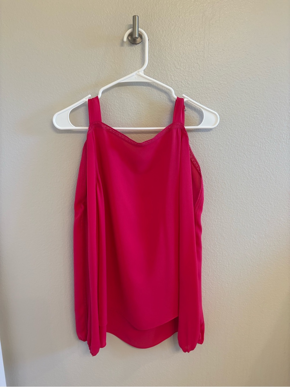 Women's Hot Pink Peephole Long Sleeve Blouse